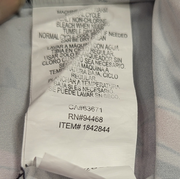 Roxy | Women's Rash Guard Swim Outdoor Long Sleeve Top | Tropical Floral | Large - Picture 7 of 7